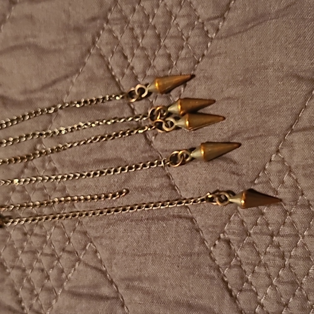 Ear cuff - Picture 2 of 3